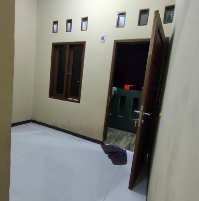 KOST DEKAT BANDARA SOEKARNO HATTA