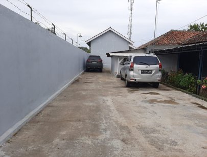 KOST EMPAT SAUDARA 