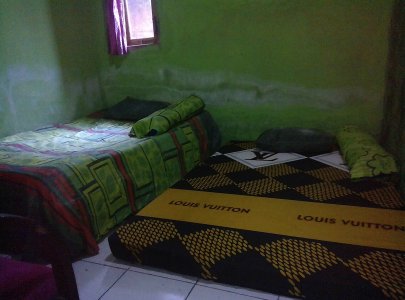 Kost Hadiputra