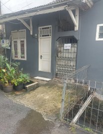 Kamar Kost Pria Baik-baik 