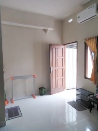 Kost Mahasiswa/i / Karyawan/ti Demang Lebar Daun