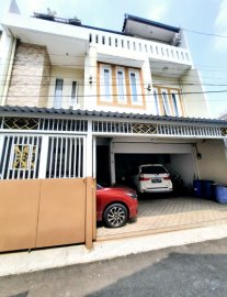 KOST PUTRI COMFY TEBET TIMUR