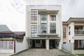 Kost Exclusive dekat Kampus Prasetya Mulya BSD