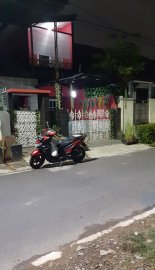 KOS BERSIH LOKASI JALAN RAYA 