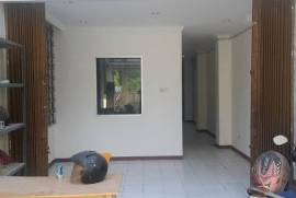 LeParis Kost Tangerang tanah tinggi