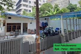 Kost Pakubuwono