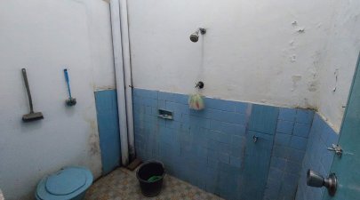 Kamar mandi dalam Tipe Non AC Kipas Angin