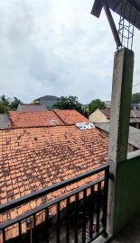 Sewa Kost/kontrakan 1 Petak include Toilet dalam