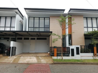 Sewa rumah baru kamar B di Perumahan Gardens at Candi Sawangan, di boulevard, akses mudah