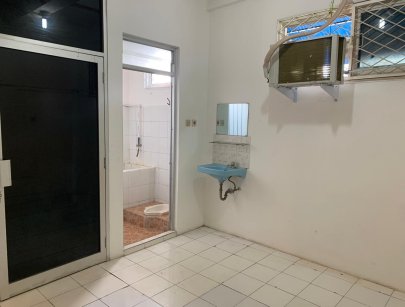 Tempat Kost di Jl raya pondok gede jaktim