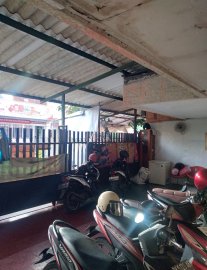 Kost putri ngagel wasana