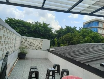 Rooftop (Tempat Jamur)