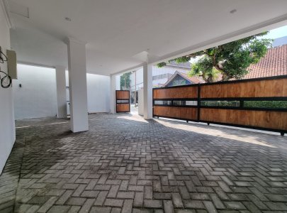 KOST PUTRA EKSKLUSIF DEKAT UPN ATMAJAYA YKPN SETURAN