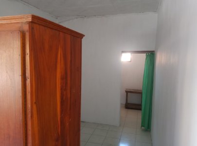 1 Unit Kamar Kosan/Kontrakkan dengan Dapur dan Kamar Mandi Dalam