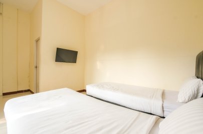 Tempat Kos Harian & Bulanan Athena Syariah Twin Bed Dekat Ke RSUD Tangerang - Tanah Tinggi