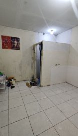 Sewa Kost/kontrakan 1 Petak include Toilet dalam