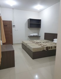 KOST 415 PANJANG JIWO TENGGILIS DEKAT UBAYA