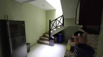 Kost di Meadow Lippo Cikarang