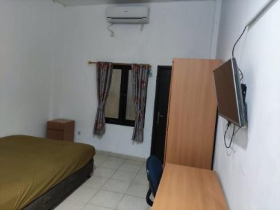 SAKURA KOST TEBET