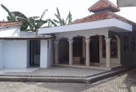 Kost Rosella & Sitiinggil Terbesar di Kota Tegal