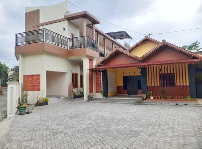 Kost Keluarga dan Personal, Aman, Nyaman, Lokasi Strategis