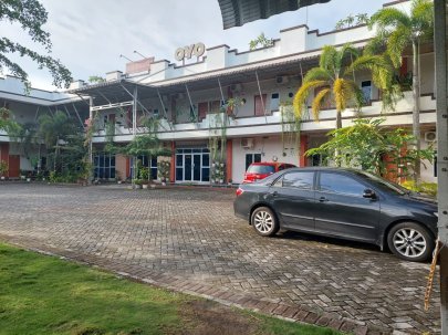 KOST EKSLUSIF DENGAN NUANSA VILLA DEKAT PUSAT KOTA!!