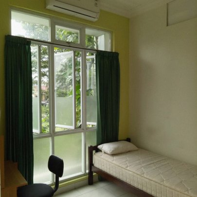 Kost Kos Kelapa Gading Asri - Homestay